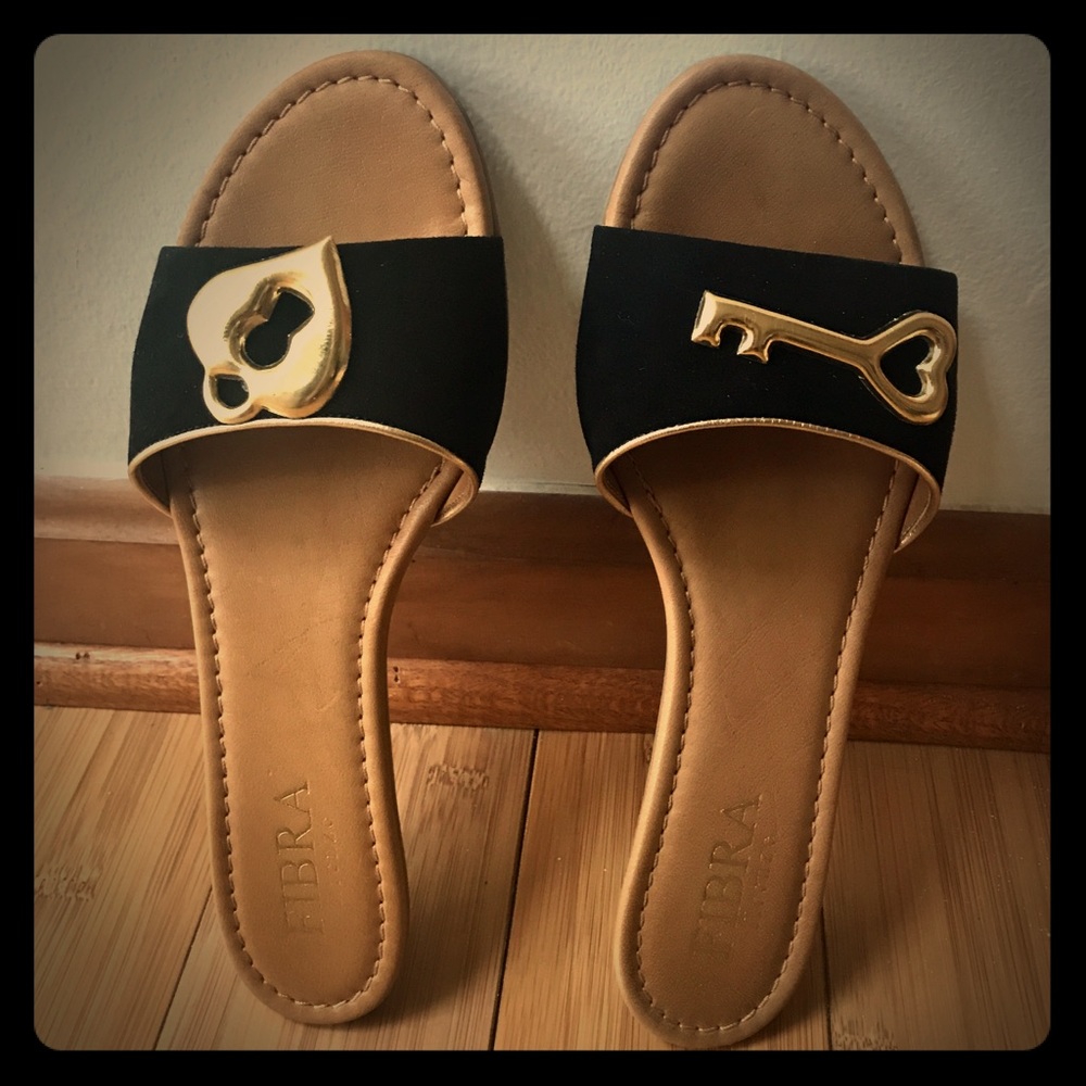 Fibra Suede Leather Sandals Blk/Gold Embellished Size 8